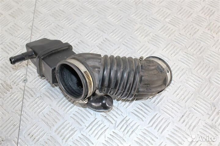 Патрубок воздушного фильтра Nissan Qashqai J10 20