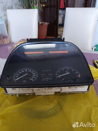 Зеркала бмв е 28.панель приборов