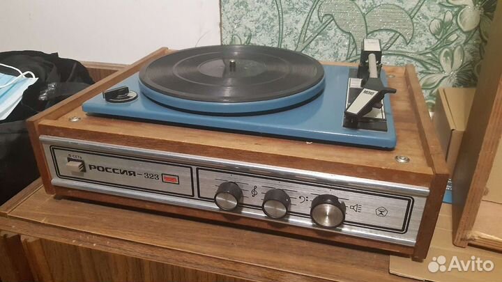 Проигрыватель россия 323