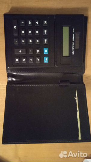 Калькуляторы на солнечных батареях 4 шт