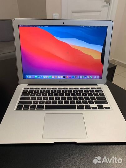 Продаю MacBook air A1466