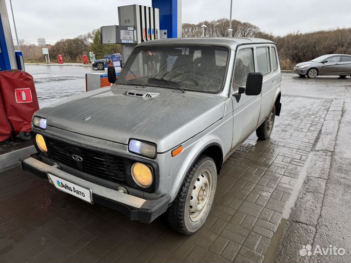 LADA 4x4 (Нива) 1.7 МТ, 2002, 180 000 км