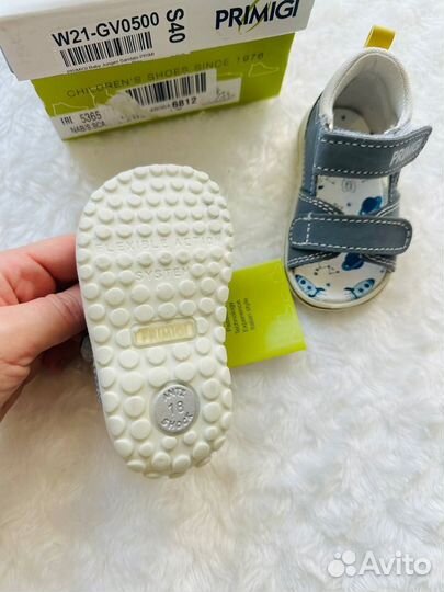 Сандалии 18 р Primigi Италия новые кожа