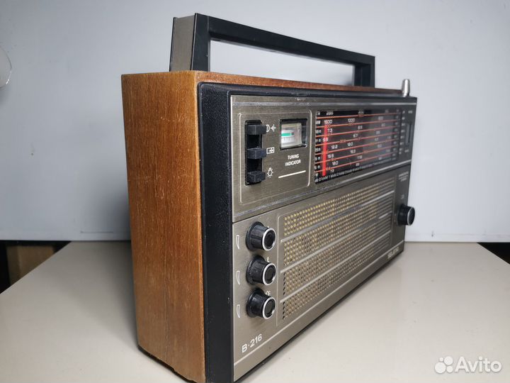 Радио приёмник selena B-216