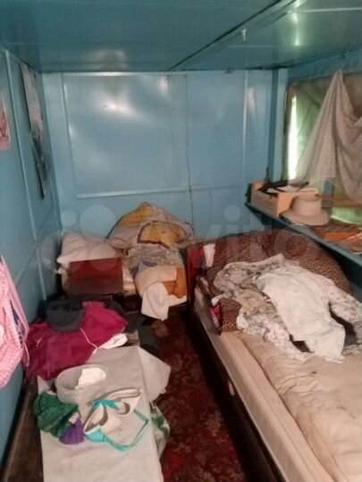 Дом 15 м² на участке 6 сот.