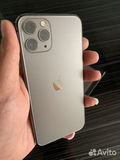 iPhone 11 Pro, 64 ГБ
