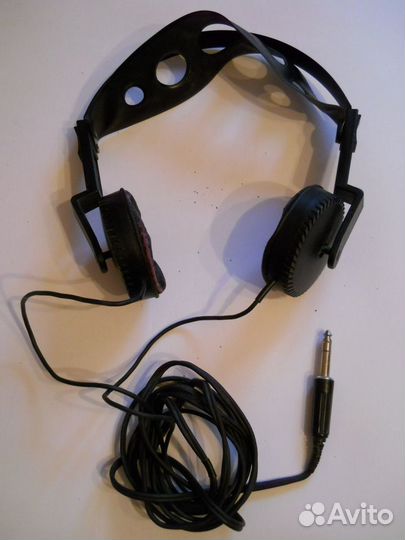 Наушники 