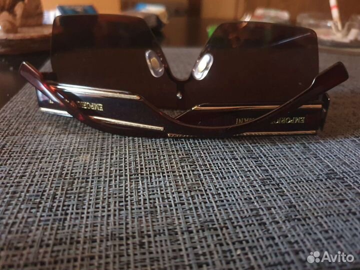 Солнцезащитные очки мужские emporio armani