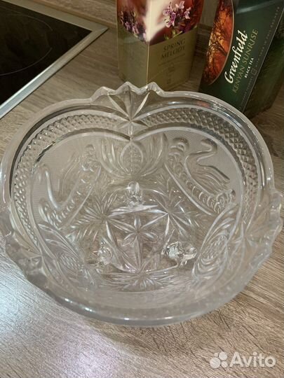 Хрустальная ваза