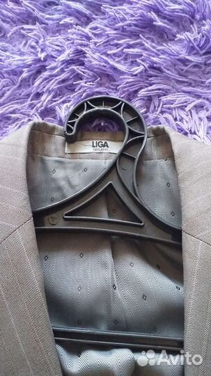 Брючный костюм