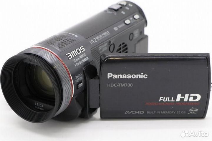 3CCD Видеокамера Panasonic HDC-TM700