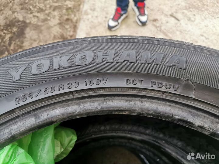 Yokohama Parada Spec-X 255/50 R20 109V