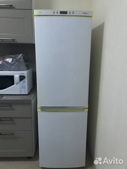 Холодильник Samsung, IKEA, bosch