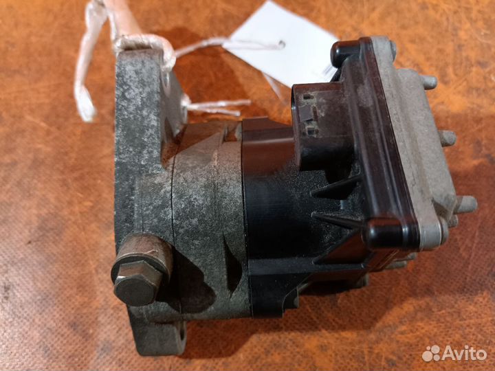 Блок упр-я Toyota Vitz KSP90