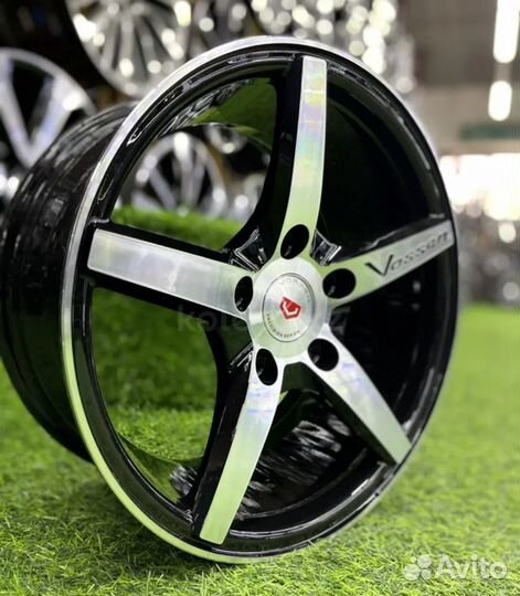 Новые диски Vossen R17 5/114.3