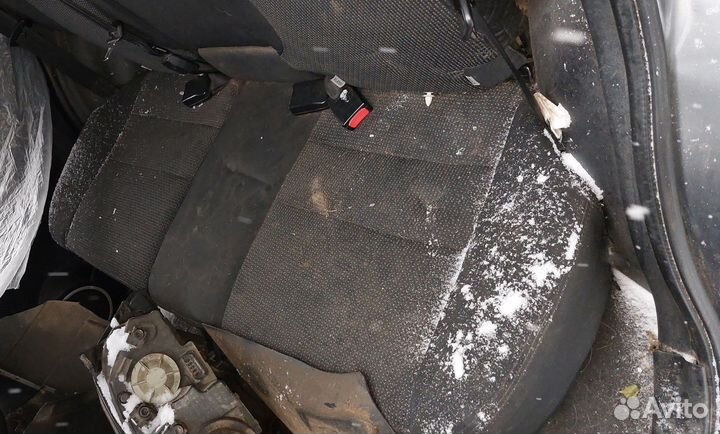 Сиденья комплект Lifan X60