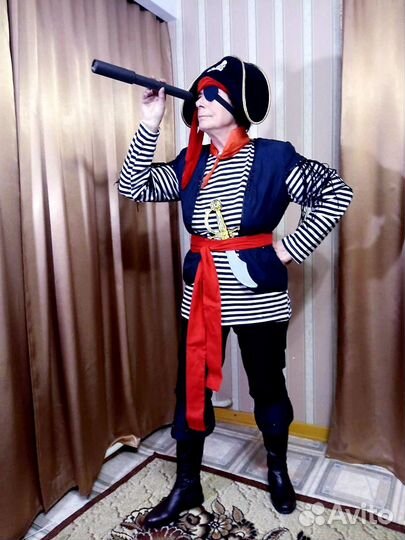 Костюмы клоуна, гнома,пирата, Емели, аренда