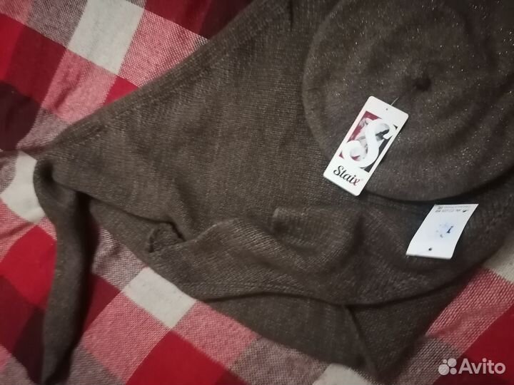 Берет и платок