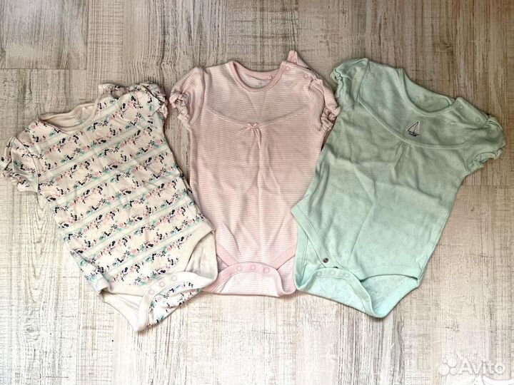 Детские вещи на младенца
