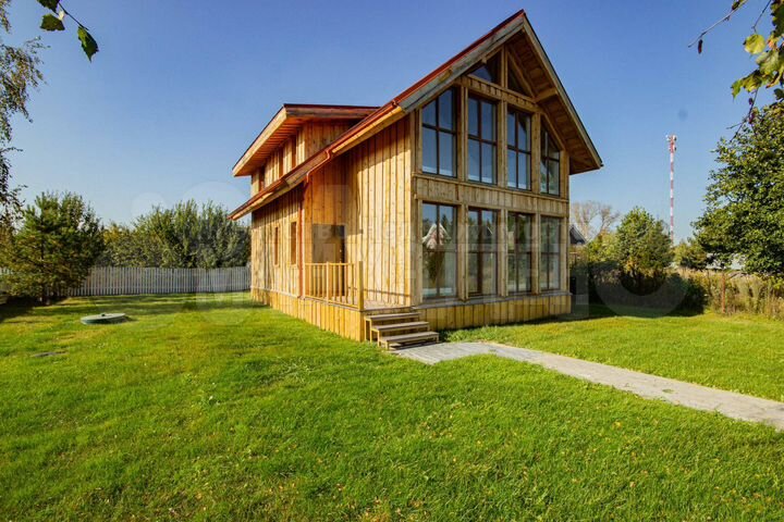 Дом 166,3 м² на участке 7,5 сот.