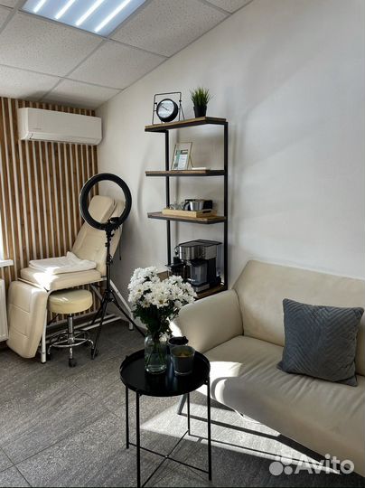 Кушетка для наращивания ресниц