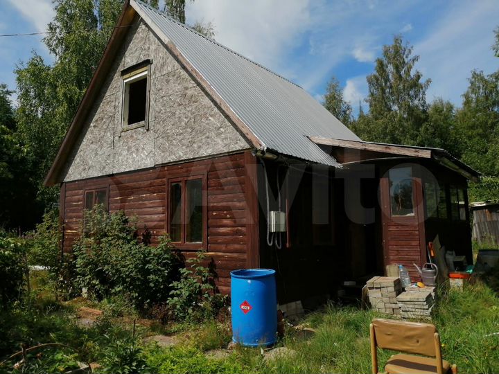 Дом 36 м² на участке 11 сот.