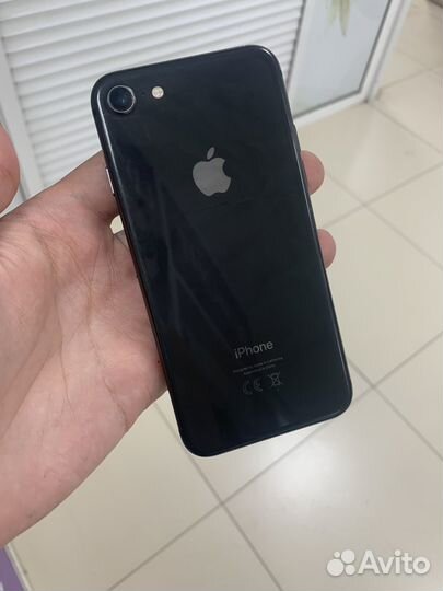 iPhone 8, 64 ГБ