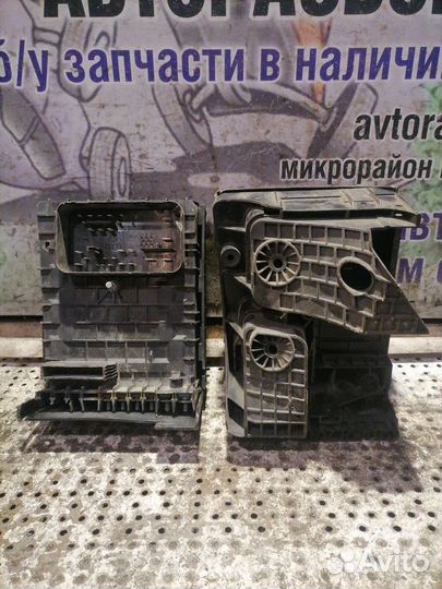 Блок предохранителей Skoda Yeti