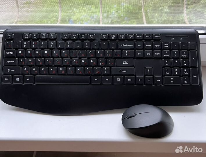 Клавиатура и мышь беспроводные