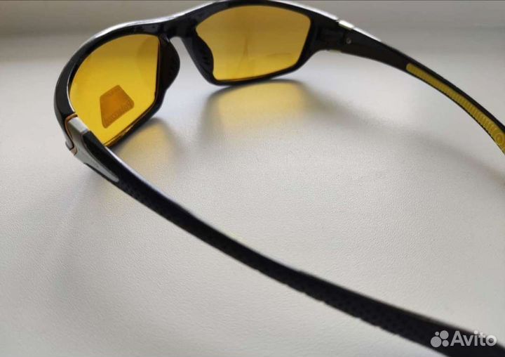 Очки для вечернего катания и солнцезащитные