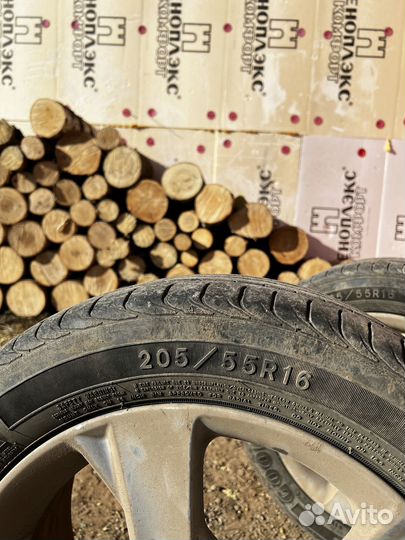 Goodyear EfficientGrip 205/55 R16