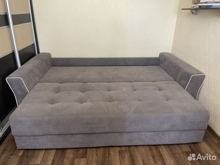 Диван прямой раскладной