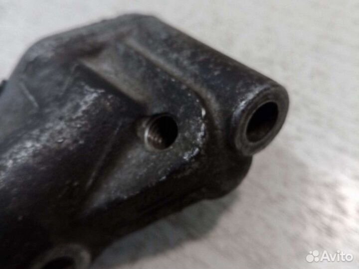 Фланец системы охлаждения Opel Astra G универсал