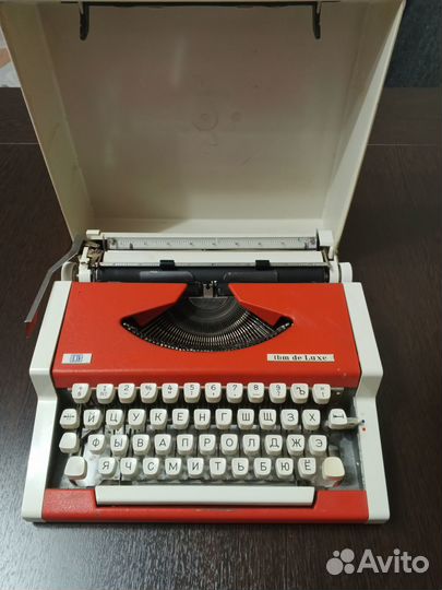 Портативная печатная машинка Unis