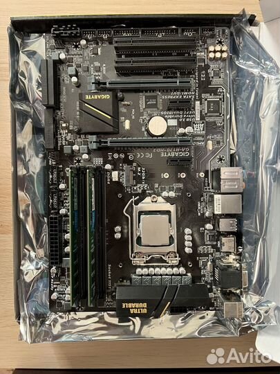 Core i7 7700 + Gigabyte H170-HD3 + 16 GB DDR4