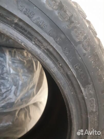 Continental IceContact 2 235/45 R17
