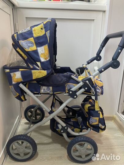 Коляска для кукол