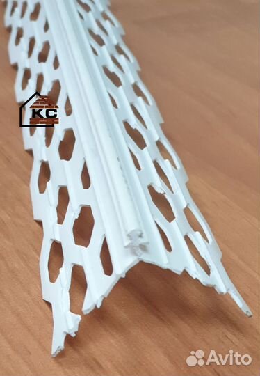 Профиль угловой пвх