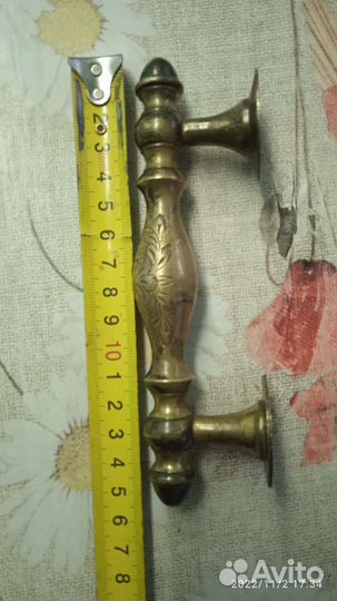 Дверные ручки