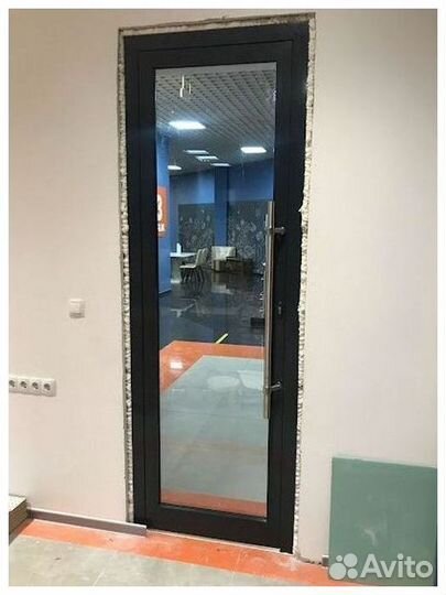 Алюминиевые и пластиковые балконные окна под ключ