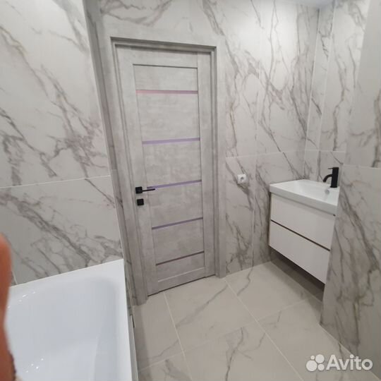 Укладка плитки, ламината, паркета, поклейка обоев