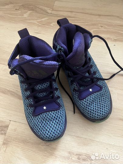 Баскетбольные кроссовки Adidas оригинал