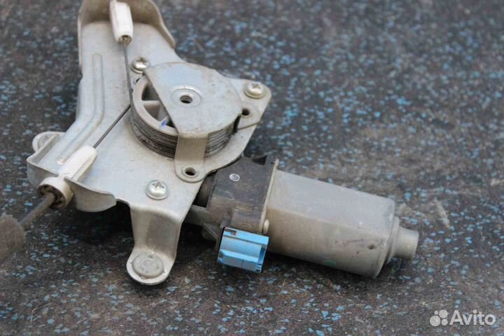 Стеклоподъемник Ravon Gentra (Равон Джентра) 96548