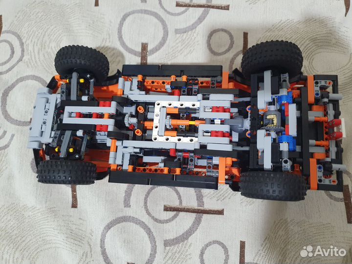 Конструктор lego Technic Ford F-150 Raptor