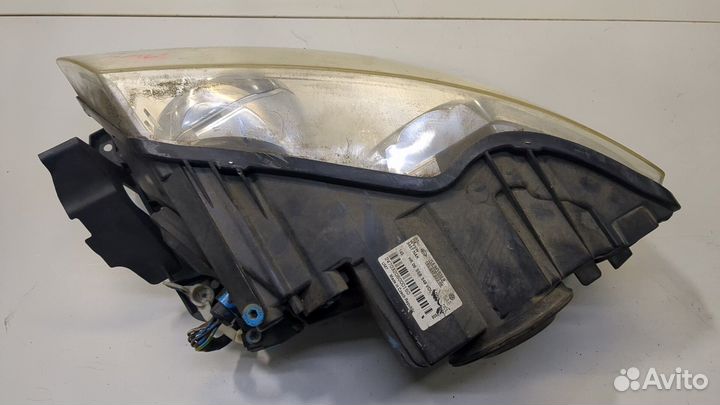 Фара (передняя) Volkswagen Touareg, 2008