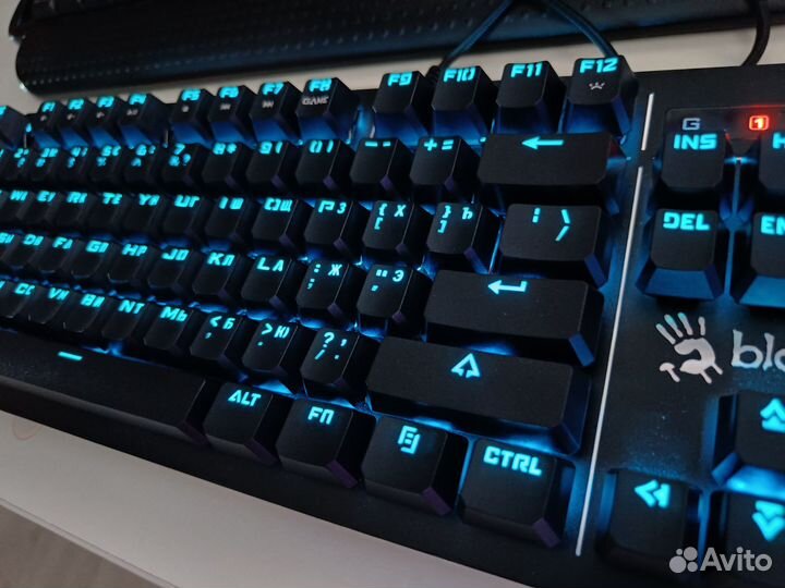 Механическая клавиатура Bloody B975 новая