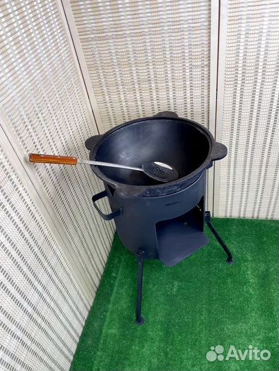 Казан чугунный 12 литров с печкой