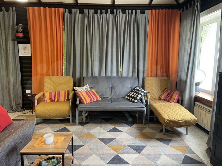 Дом 56 м² на участке 3 сот.