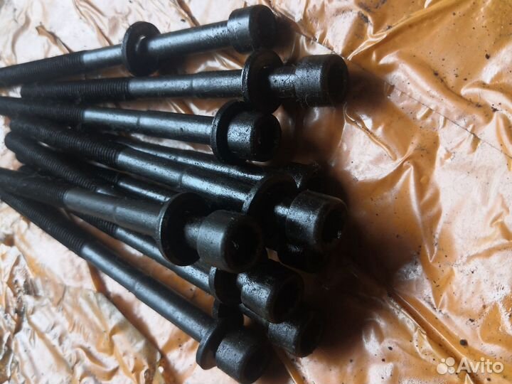 Болты крепления головки гбц kia Rio 3 G4 1,4