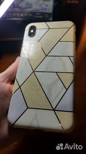 Чехол на iPhone XS MAX